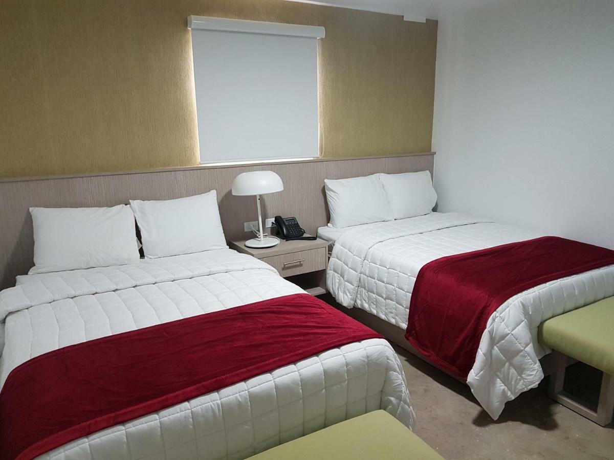 Full Moon Hotel & Restaurant Salinas Εξωτερικό φωτογραφία